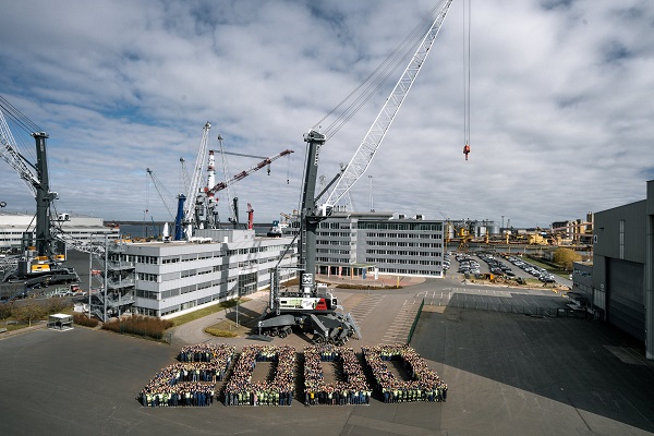 Liebherr mobile harbour cranes further expand their leading market position in 2025