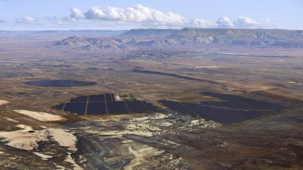 Financial close on another major solar PV project