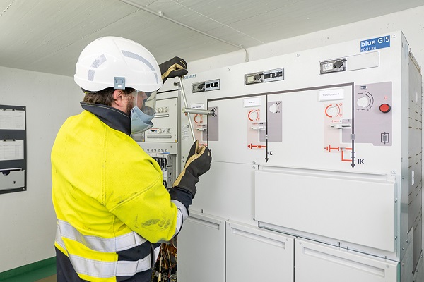 Siemens presents Arc fault safety in medium voltage webinar
