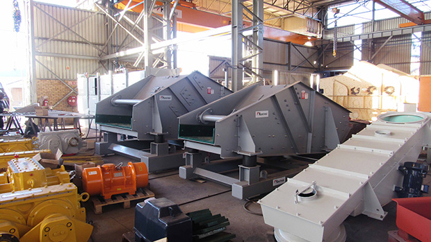 Kwatani Kim Shoepflin Kenny Mayhew Ridges vibrating screens